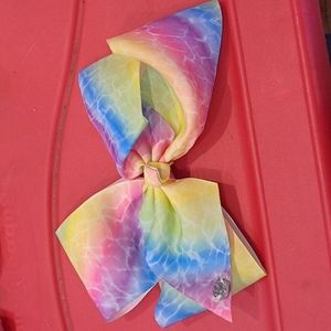 Jojo Siwa bow